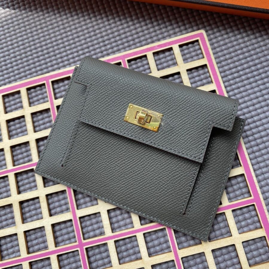 Hermes Kelly grey bag – front view