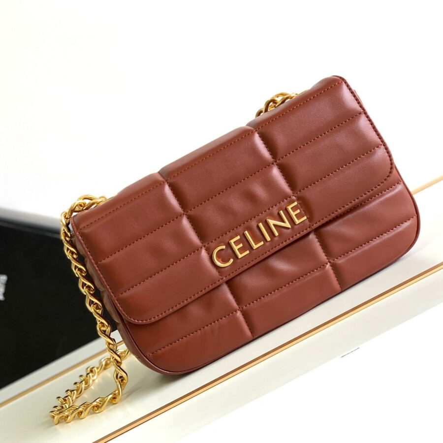 Designer handbag red – front view