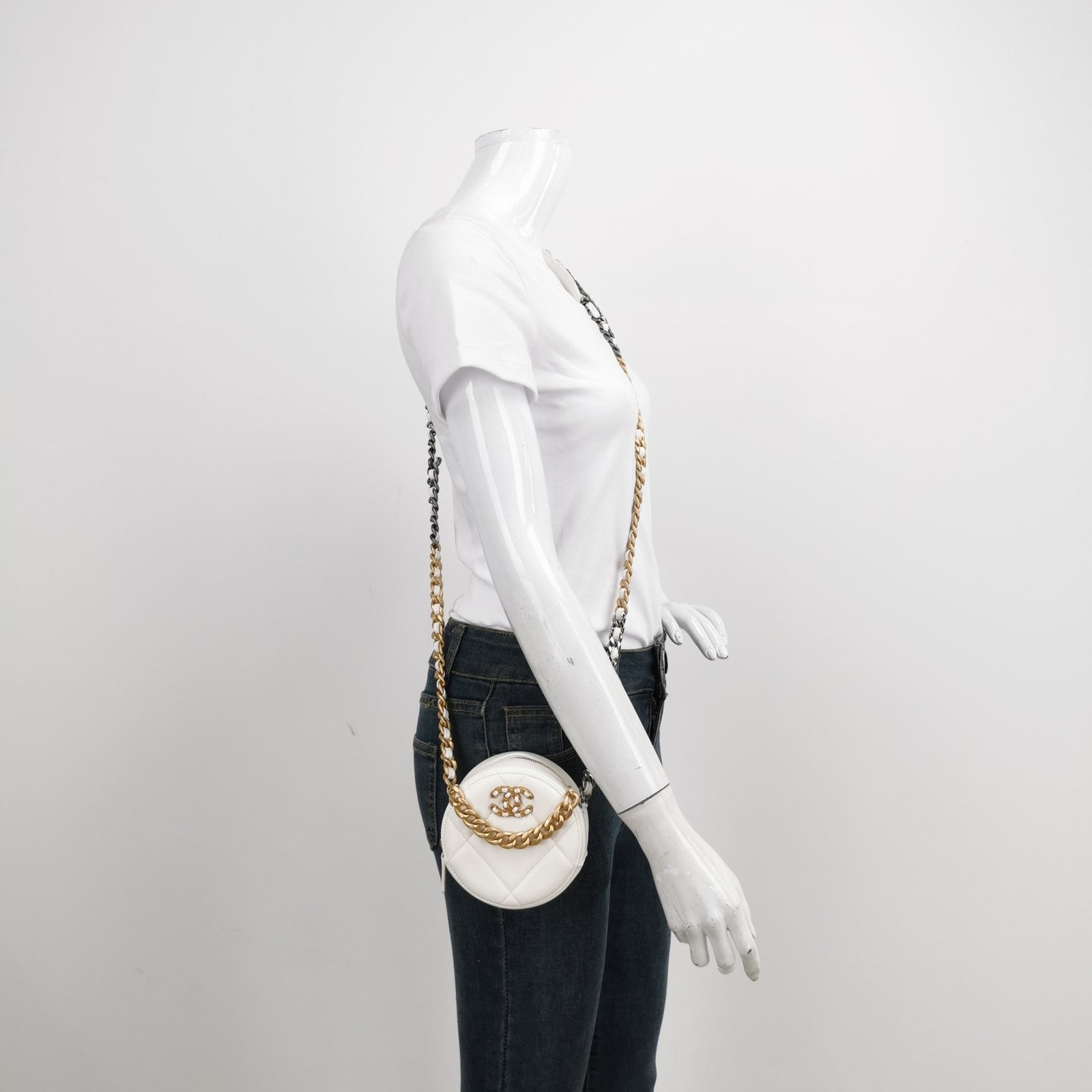 19 Look for Less Round White Cannage