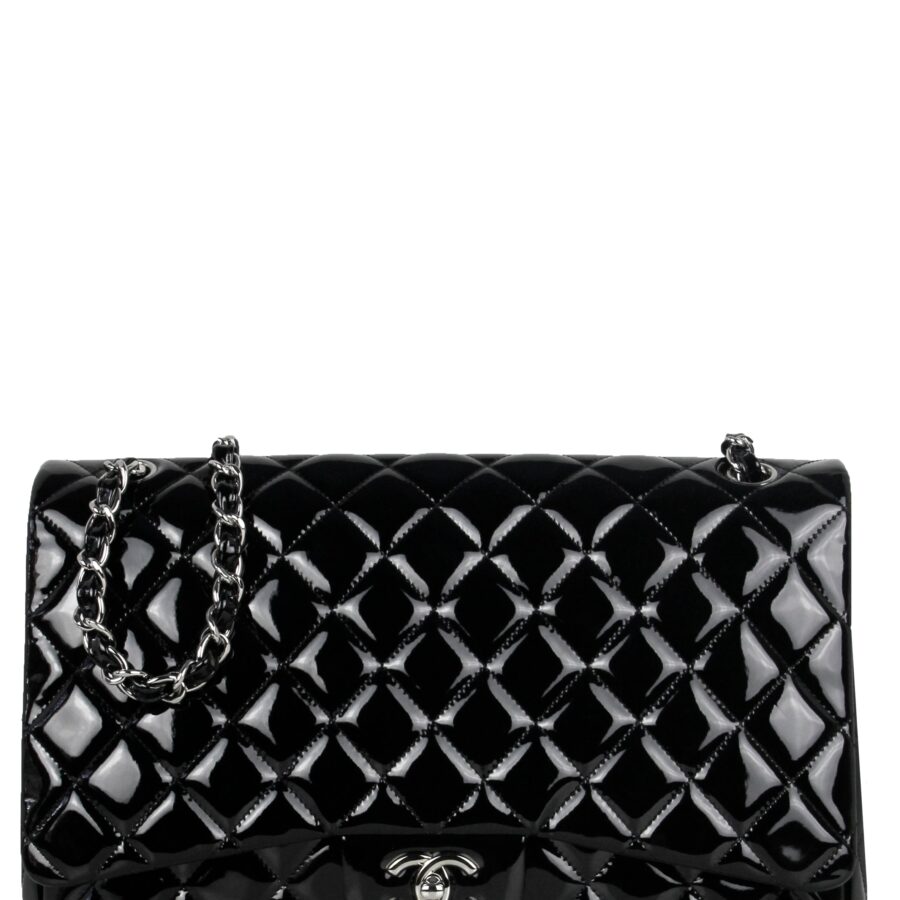 Chanel handbag black – front view