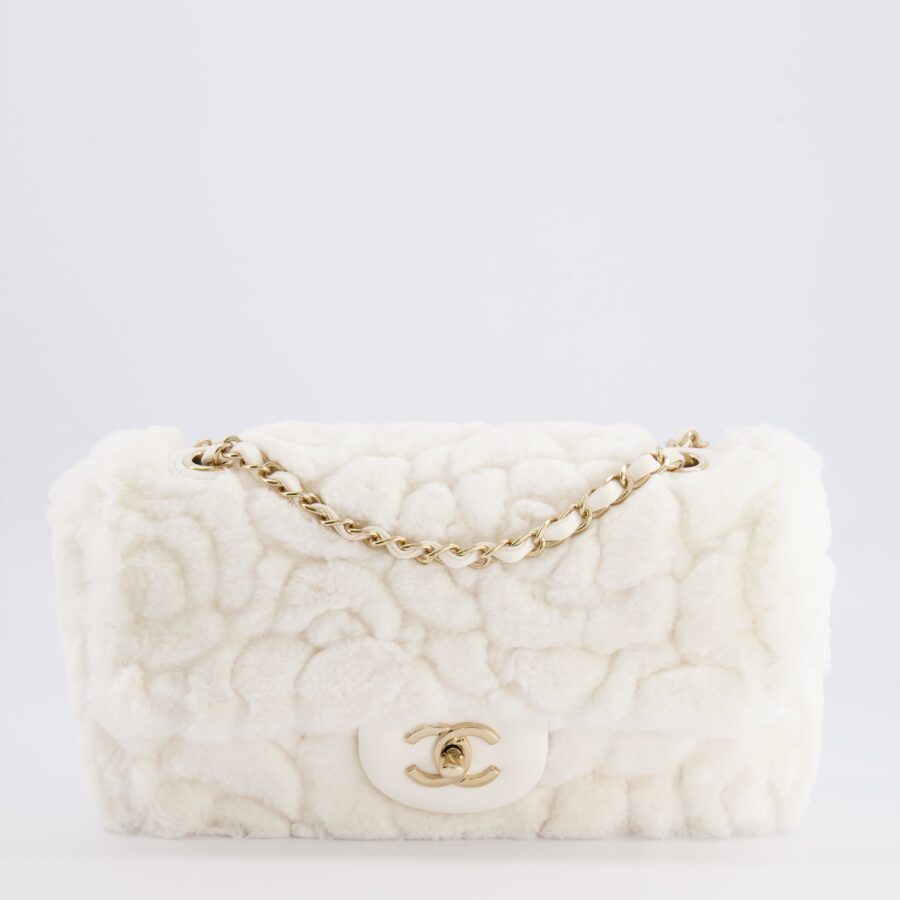 Chanel Flap Bag white – front view